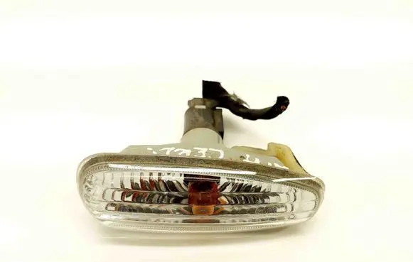 KIA Ceed Front fender indicator light 923033L1