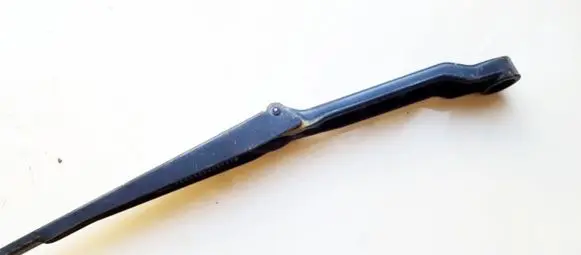 Volkswagen Polo III 6N 6N2 6NF Front wiper blade arm 6N1955410