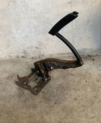 Ford Kuga I Handbrake/parking brake lever assembly