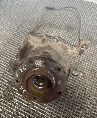 BMW X3 F25 Front wheel hub 6855953