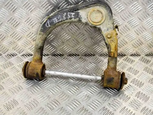 Toyota Hilux (AN10, AN20, AN30) Front upper control arm/wishbone 