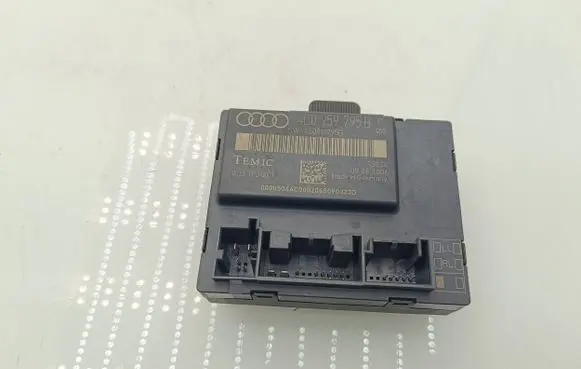Audi Q7 4L Door control unit/module 4L0959795B 4L0910795B 0033TFJ0001