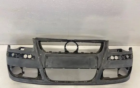Volkswagen Polo IV 9N3 Front bumper 6q0807221c