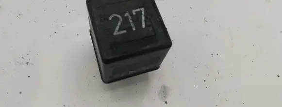 Audi A8 S8 D2 4D Other relay 443951253