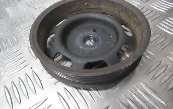 Volkswagen Polo Crankshaft pulley 036105255c