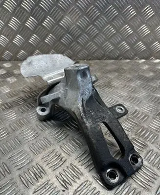 Porsche Macan (95B) Engine mounting bracket 4g0199308