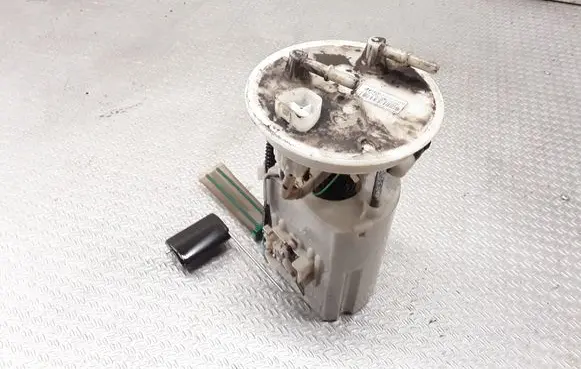 KIA Carens II In-tank fuel pump 311101D200