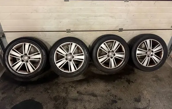 Seat Alhambra (Mk2) R17 alloy rim 7N5601025A