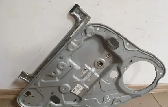 Ford C-MAX I Rear window lifting mechanism without motor 7M51R24995DB