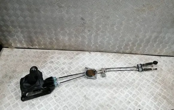 Suzuki Swift III Gear shifter/selector 