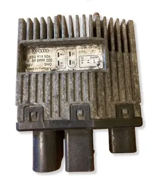 Volkswagen Transporter - Caravelle T5 Fan control module 3B0919506 898999000