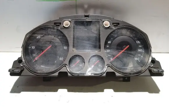 Volkswagen PASSAT B6 Speedometer (instrument cluster) A2C53145550