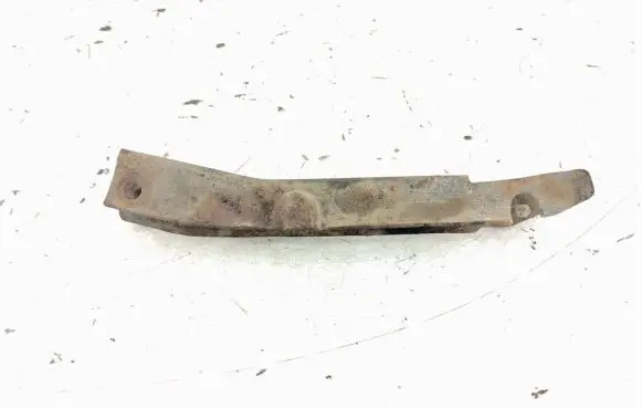 Mercedes-Benz R W251 Front bumper mounting bracket 2518801114 A2518801114