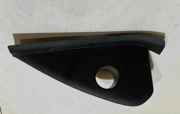 Ford Mustang VI Panel trim FR3B6304481