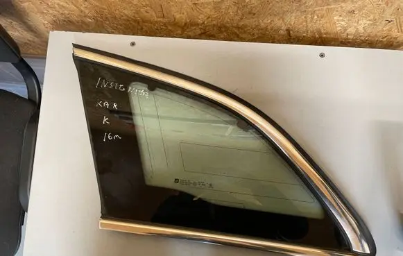 Opel Insignia A Rear side window