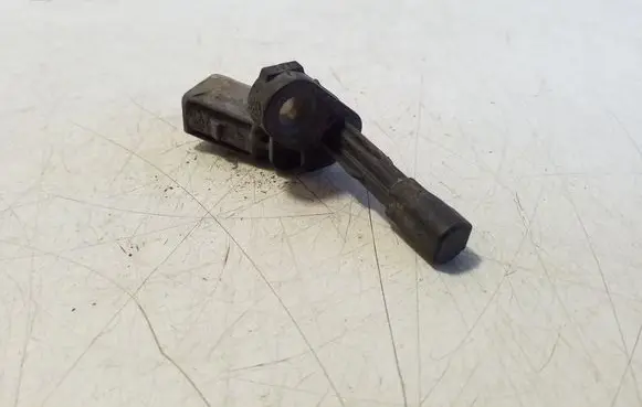 Volkswagen Golf V ABS rear brake sensor 1K0927807