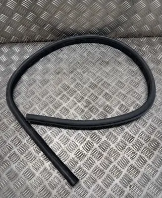 Mercedes-Benz S C217 Front door rubber seal A2176970000
