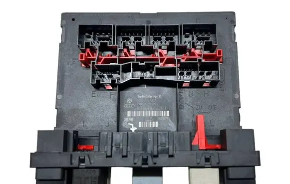 Volkswagen Touran I Comfort/convenience module 3C0937049D 28022871 03866050