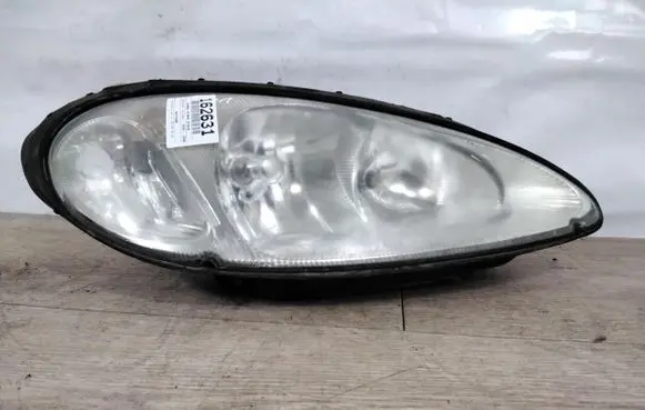 Chrysler Voyager Headlight/headlamp
