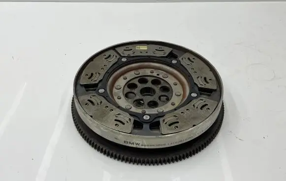 BMW 1 F40 Flywheel 865563806 13103810