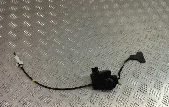 Fuel tank cap lock motor