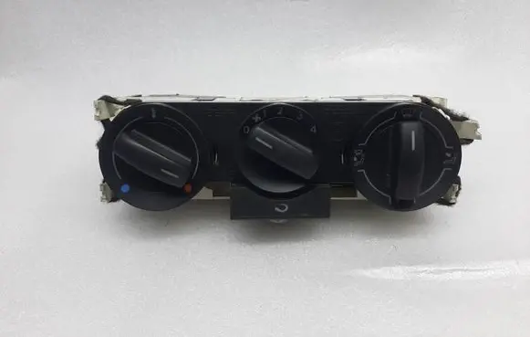 Volkswagen Fox Climate control unit 6Q0819045T