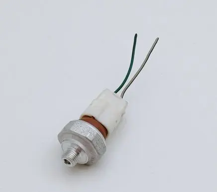 Mazda 6 Air conditioning (A/C) pressure sensor