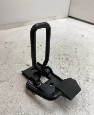 BMW i3 Engine bonnet/hood lock/latch loop/hook 7314888