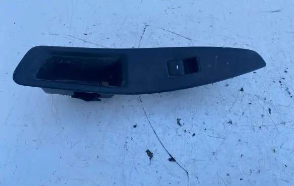 Hyundai i20 (GB IB) Electric window control switch 299134506 93580C7010