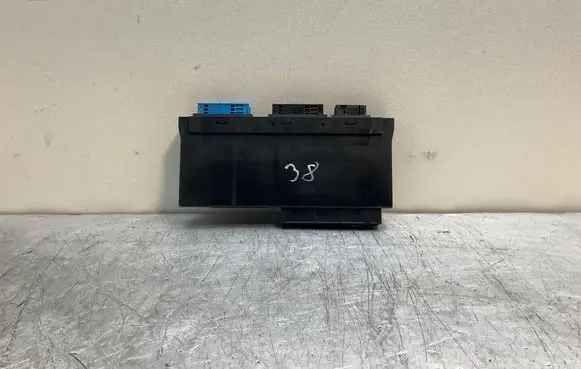 BMW 5 F10 F11 Comfort/convenience module 9228492 10681810