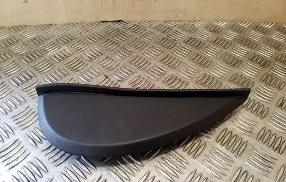 KIA Sportage Dashboard side end trim 847663U010