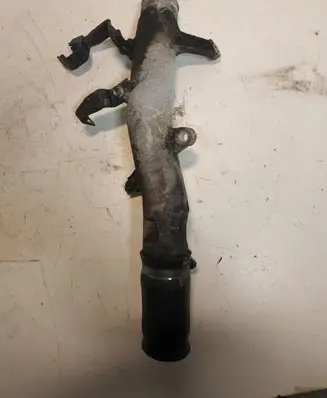 Toyota Corolla Verso AR10 Intercooler hose/pipe