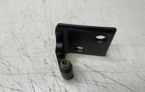 BMW X5 E53 Rear door lower hinge ES79 41518265159