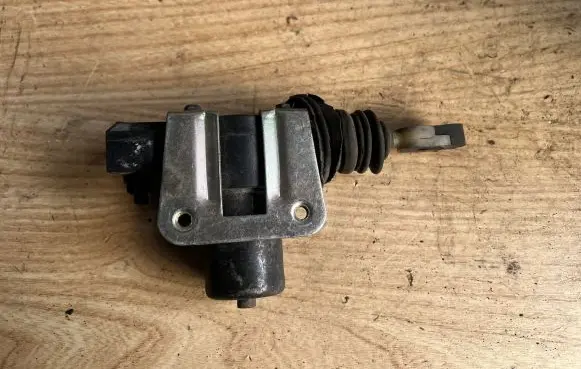 Central locking motor