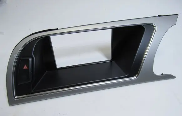 Audi A5 8T 8F Radio/GPS head unit trim 8T2857185H