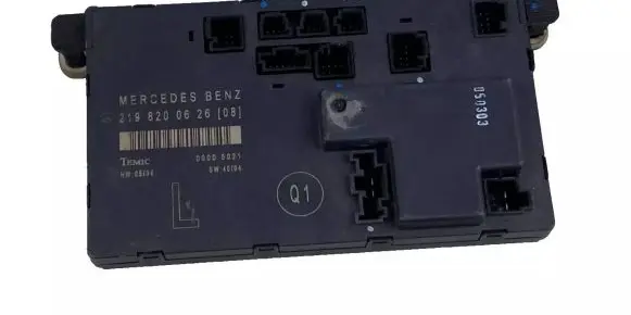 Mercedes-Benz CLS C219 Door control unit/module A2198200626