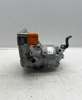 Renault Austral Air conditioning (A/C) compressor (pump) 926009057R 3231618370 T578808