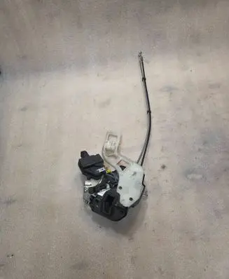 KIA Sportage Rear door lock