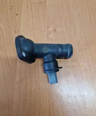 Thermostat/thermostat housing