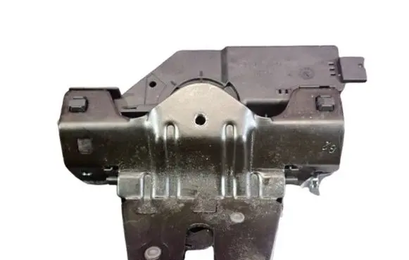 BMW X3 E83 Tailgate/trunk/boot lock/catch/latch