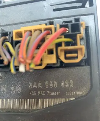 Audi A4 S4 B8 8K Comfort/convenience module 3AA959433