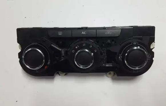 Skoda Octavia Mk2 (1Z) Climate control unit 3T0820047MXAUTOPX 3T0820047M