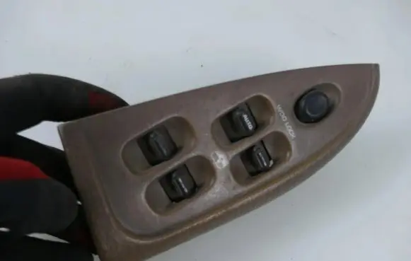 Chrysler 300M Electric window control switch 04760191AB