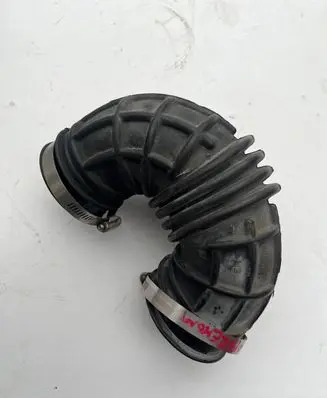 Fiat Freemont Intake resonator FIAT FREEOMONT PRZEWÓD DOLOT POWIETRZA 2.0 M-JET