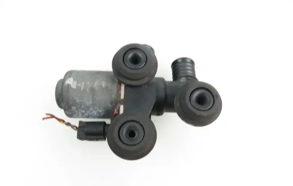 BMW 3 E46 Coolant heater control valve 7412144
