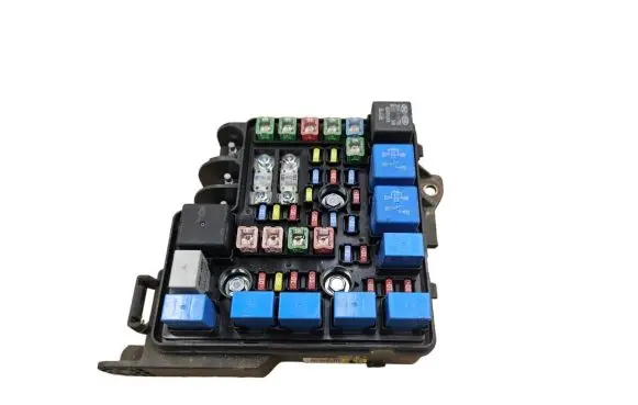 KIA Ceed Fuse module 9150-1H030