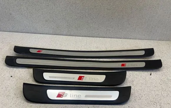 Audi A7 S7 4G Front sill trim cover 4G8853374