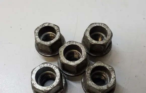 Opel Insignia B Nuts/bolts OEM
