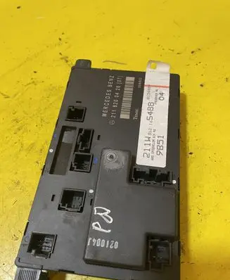 Mercedes-Benz E W211 Door control unit/module 2118200426