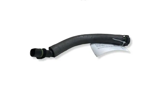 Volkswagen Tiguan Breather hose/pipe 05E103474